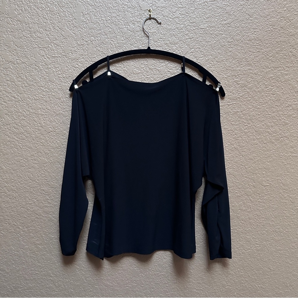 Torrid Off-Shoulder Black Long Sleeve Top – Size 0X